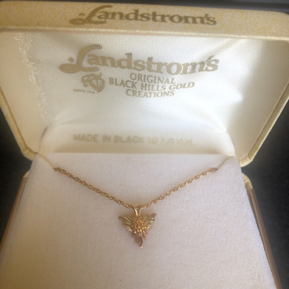 Landstroms Gold Grapes and Leaves pendant and chain